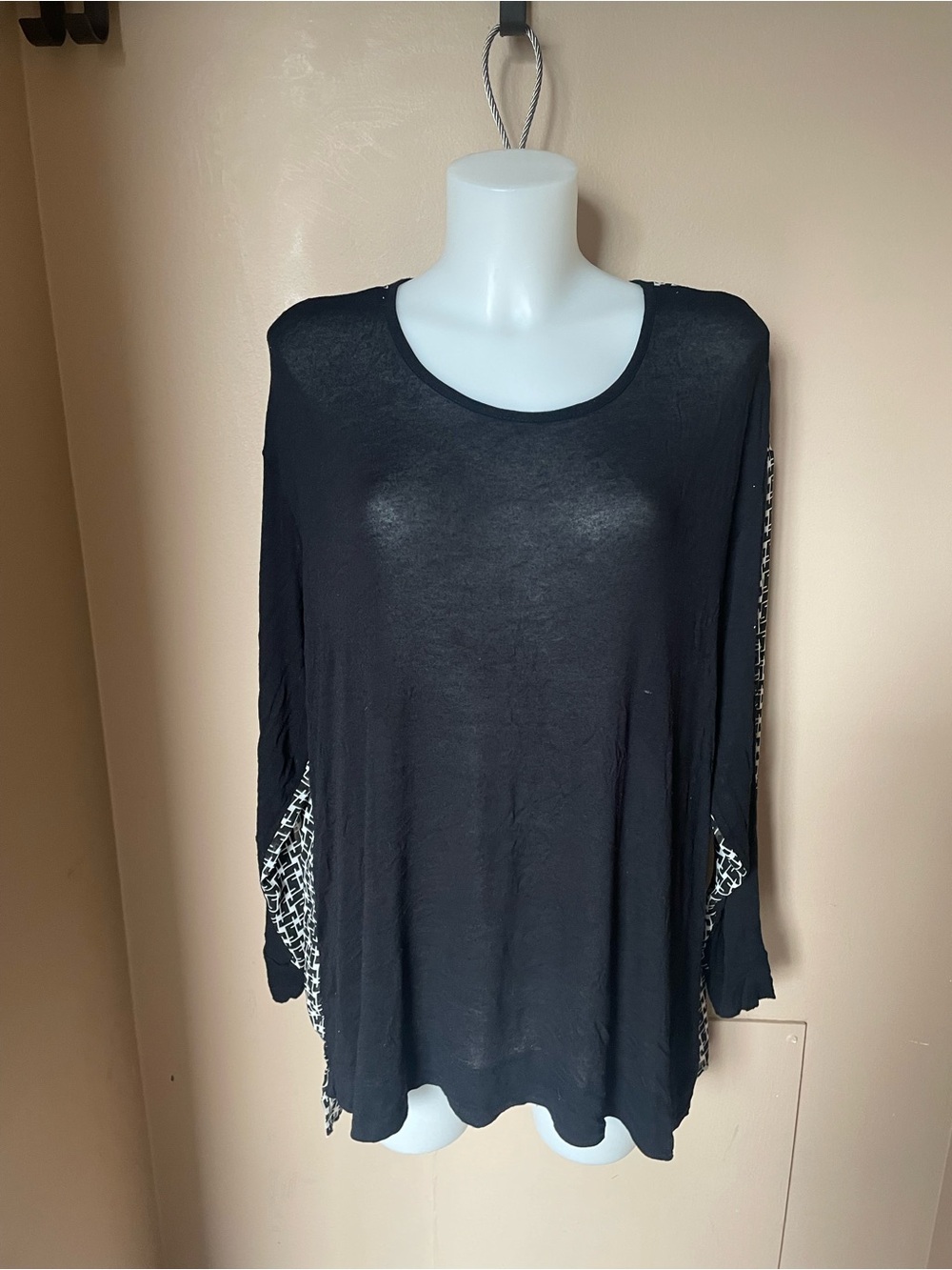 bobeau Black Sheer Long Sleeve Tunic